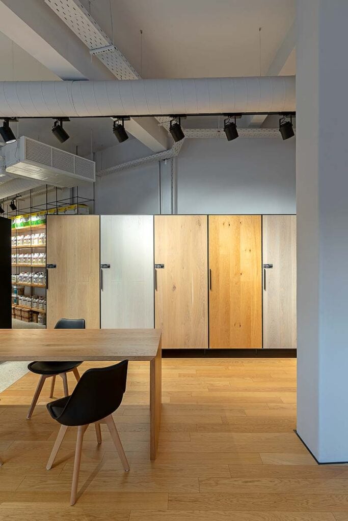 Parkellas-showroom-by-lowfat-04-683×1024