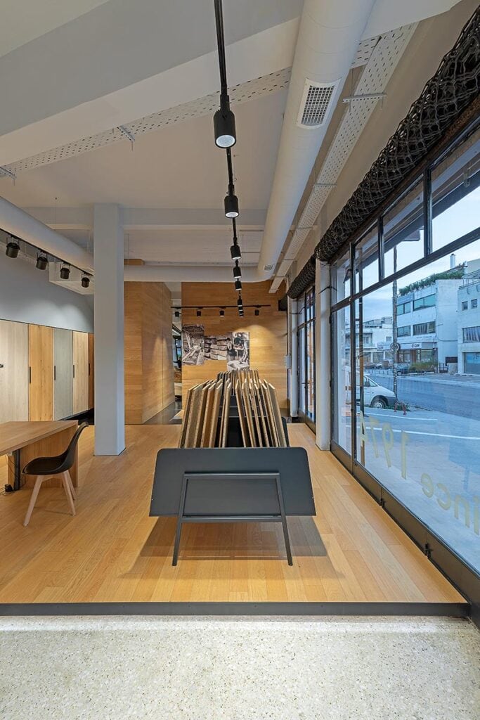 Parkellas-showroom-by-lowfat-05-683×1024